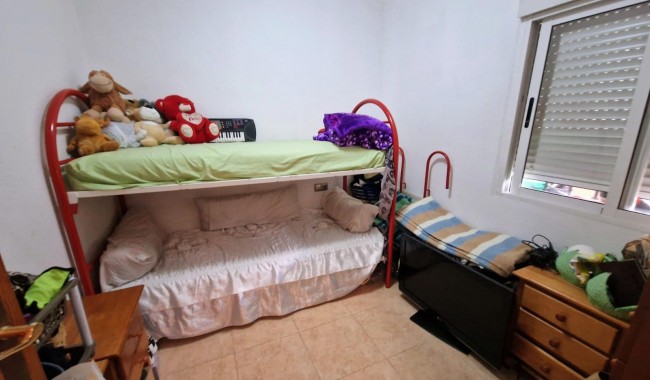 Segunda mano - Villa - Orihuela - Hurchillo