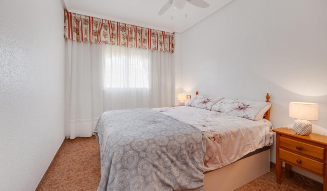 Sprzedaż - Apartament - Torrevieja - Parque las naciones