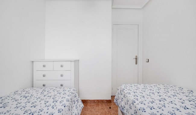Sprzedaż - Apartament - Torrevieja - Parque las naciones