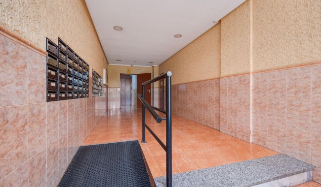 Sprzedaż - Apartament - Torrevieja - Parque las naciones