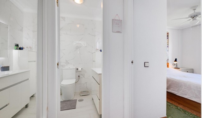 Sprzedaż - Apartament - Torrevieja - Parque las naciones