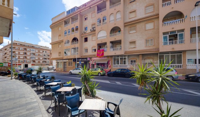 Sprzedaż - Apartament - Torrevieja - Parque las naciones