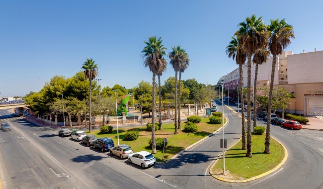Sprzedaż - Apartament - Torrevieja - Parque las naciones