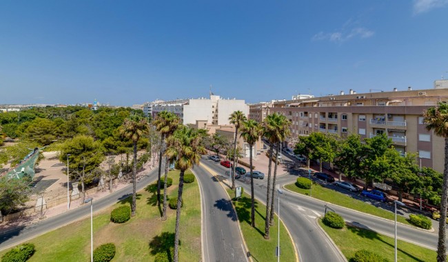 Sprzedaż - Apartament - Torrevieja - Parque las naciones