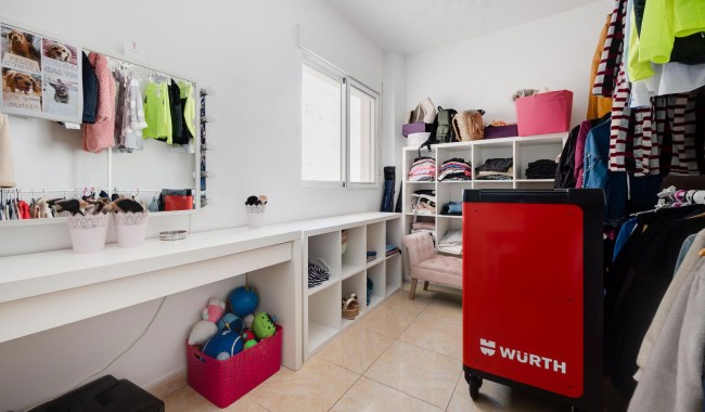 Resale - Apartment - Torrevieja - Centro - Muelle Pesquero