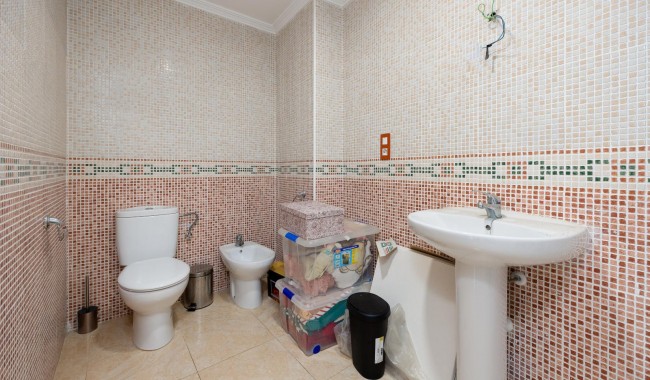 Resale - Apartment - Torrevieja - Centro - Muelle Pesquero