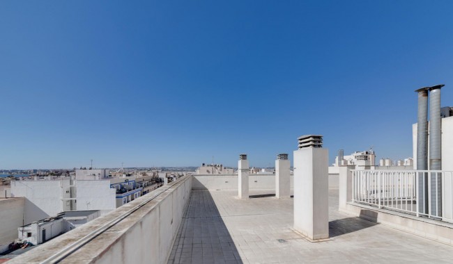 Resale - Apartment - Torrevieja - Centro - Muelle Pesquero