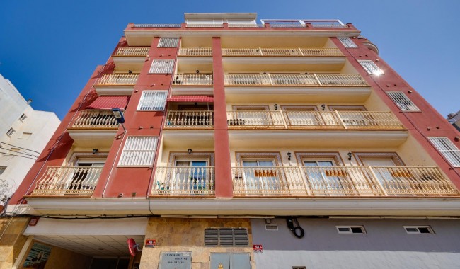 Resale - Apartment - Torrevieja - Centro - Muelle Pesquero