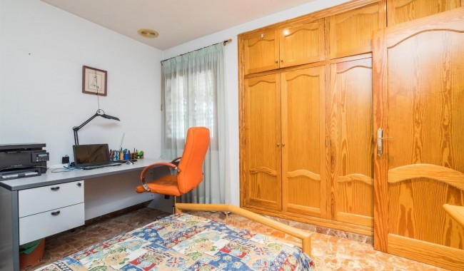 Begagnad - Villa - Elche - Corte Ingles