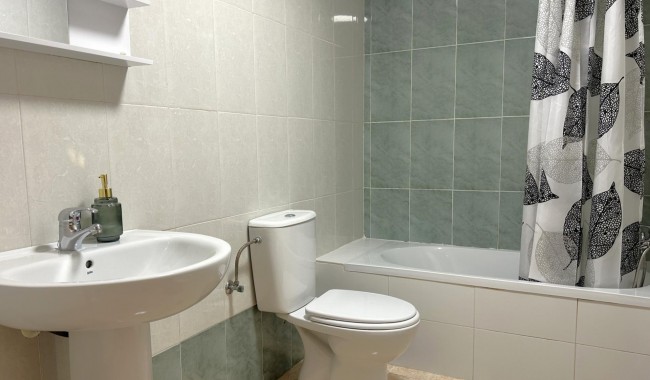 Resale - Apartment - Torrevieja - El Molino