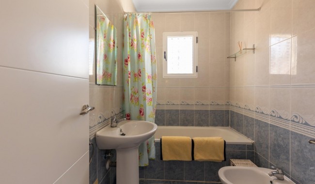 Resale - Quatro house - Orihuela Costa - PAU 8