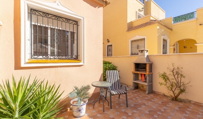 Resale - Quatro house - Orihuela Costa - PAU 8