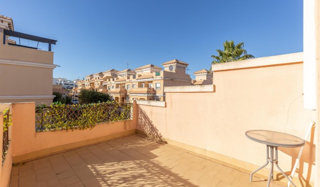 Resale - Quatro house - Orihuela Costa - PAU 8