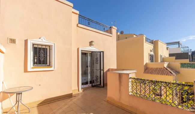 Resale - Quatro house - Orihuela Costa - PAU 8
