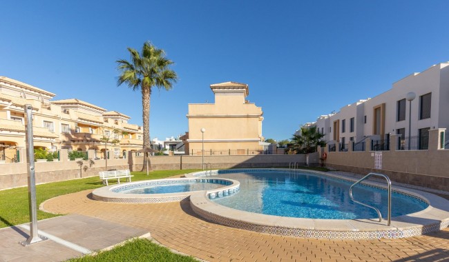 Resale - Quatro house - Orihuela Costa - PAU 8