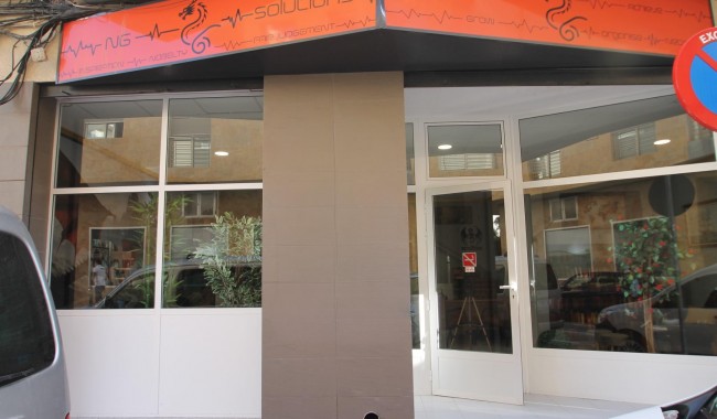 Resale - Business premises - Torrevieja - Las Piscinas Naturales