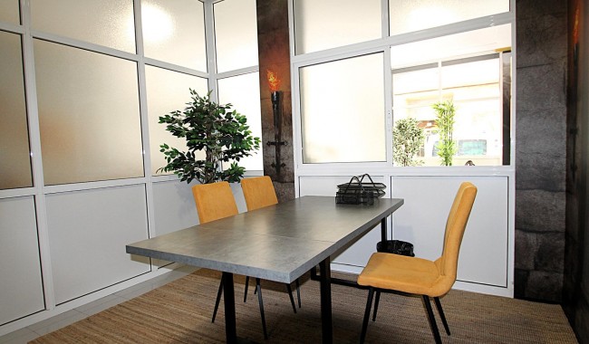 Resale - Business premises - Torrevieja - Las Piscinas Naturales