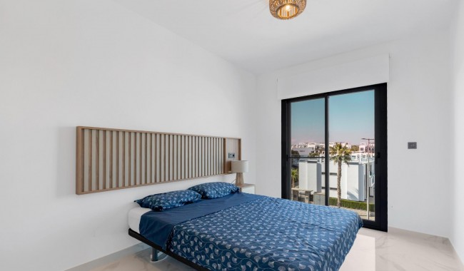 Resale - Apartment - Guardamar - El Raso