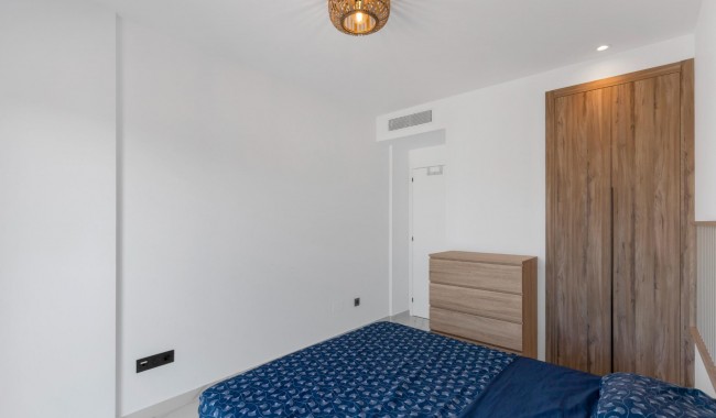 Resale - Apartment - Guardamar - El Raso