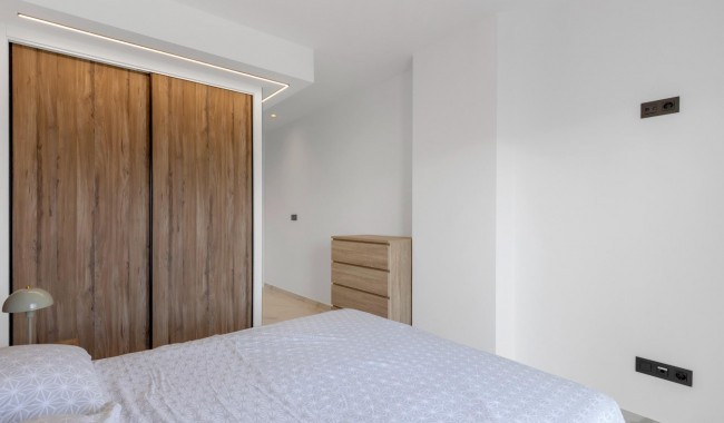 Resale - Apartment - Guardamar - El Raso