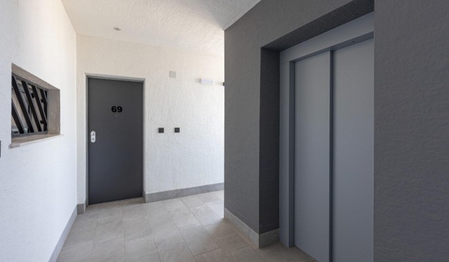 Resale - Apartment - Guardamar - El Raso