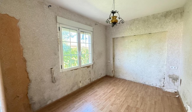 Resale - Villa - Torrevieja - Playa de los locos