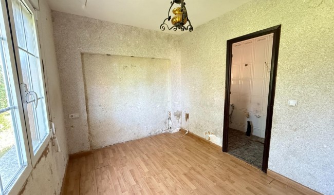 Resale - Villa - Torrevieja - Playa de los locos
