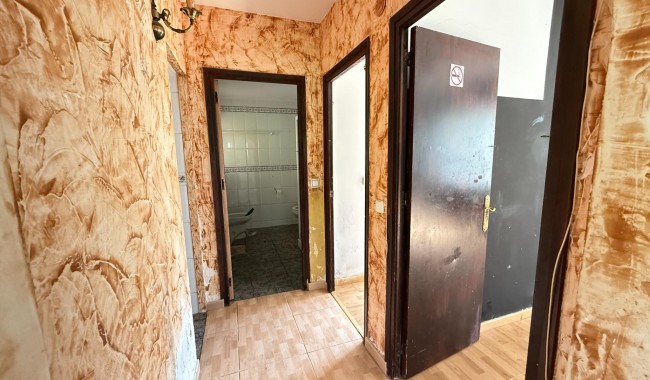 Resale - Villa - Torrevieja - Playa de los locos