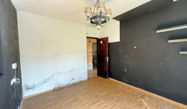 Resale - Villa - Torrevieja - Playa de los locos