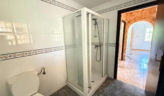 Resale - Villa - Torrevieja - Playa de los locos