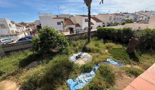 Resale - Villa - Torrevieja - Playa de los locos