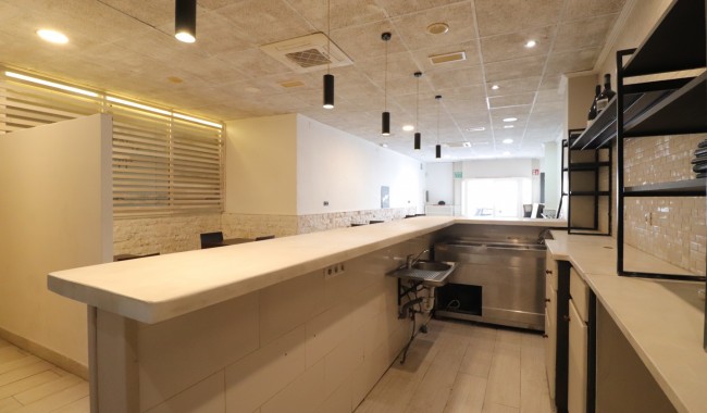 Resale - Business premises - Benijófar - Benijofar - Village