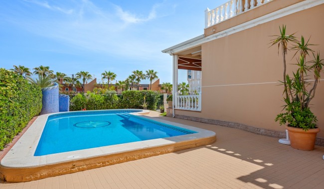 Sprzedaż - Willa - Torrevieja - La Mata