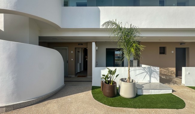Resale - Apartment - Orihuela Costa - Playa Flamenca