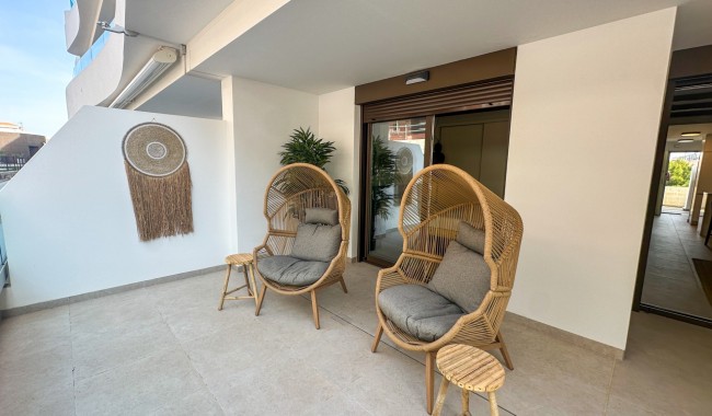 Resale - Apartment - Orihuela Costa - Playa Flamenca