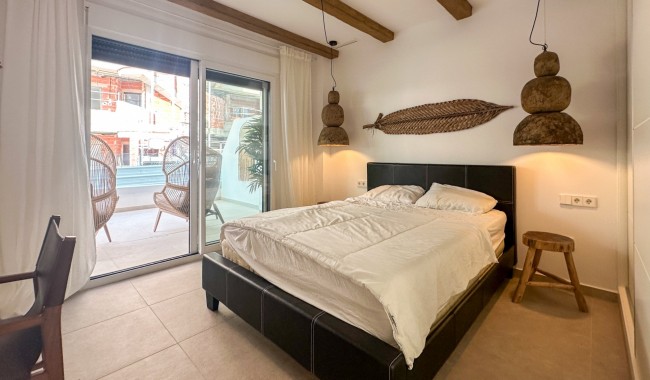 Resale - Apartment - Orihuela Costa - Playa Flamenca