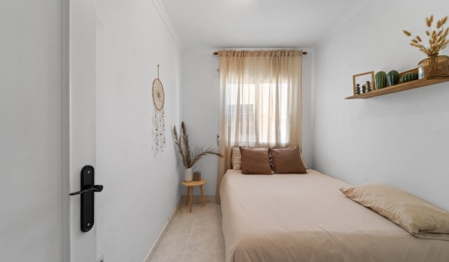 Segunda mano - Apartamento - Torrevieja - Aguas Nuevas