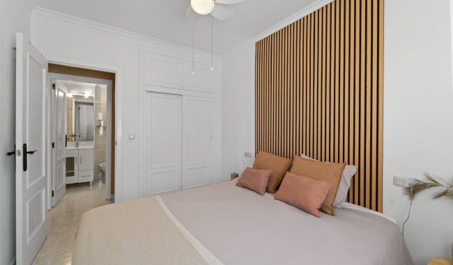 Segunda mano - Apartamento - Torrevieja - Aguas Nuevas