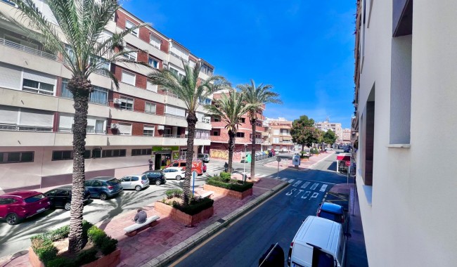 Resale - Apartment - Torrevieja