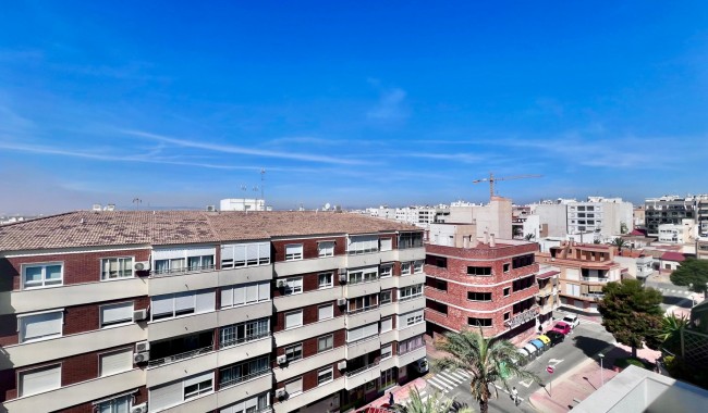 Resale - Apartment - Torrevieja
