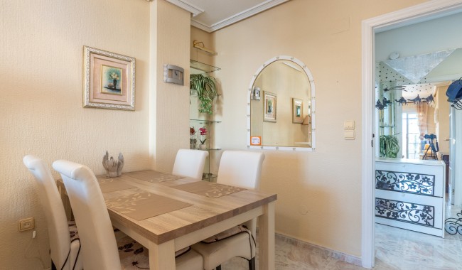 Resale - Apartment - Torrevieja - Centro