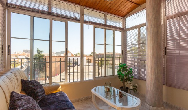 Resale - Apartment - Torrevieja - Centro
