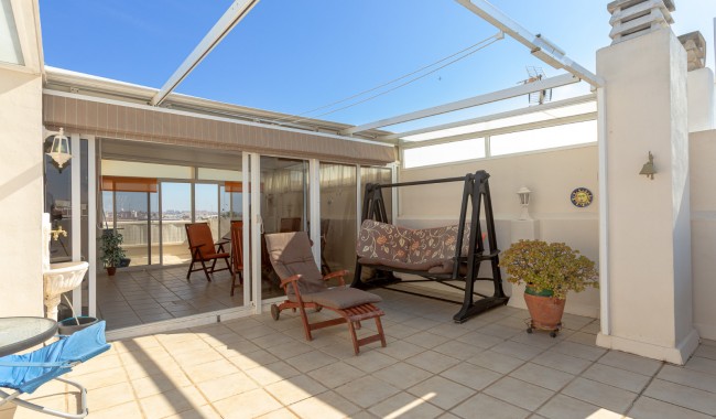 Resale - Apartment - Torrevieja - Centro