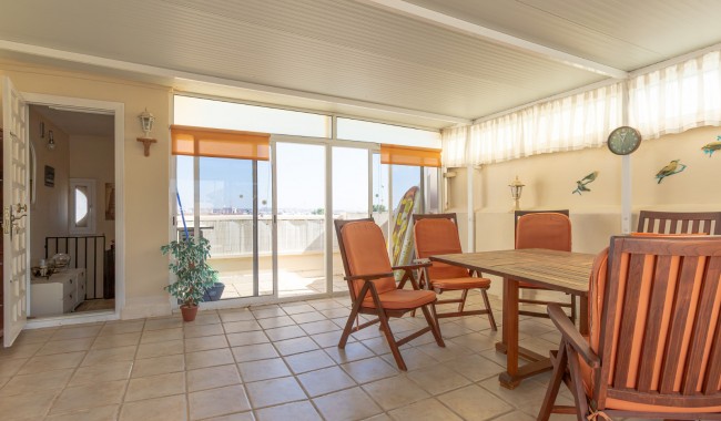 Resale - Apartment - Torrevieja - Centro