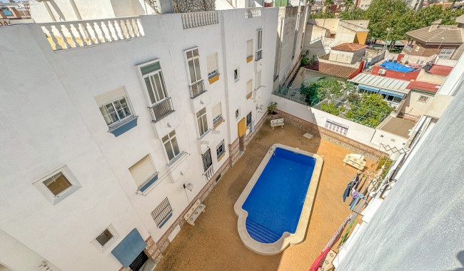 Resale - Apartment - Torrevieja - Centro
