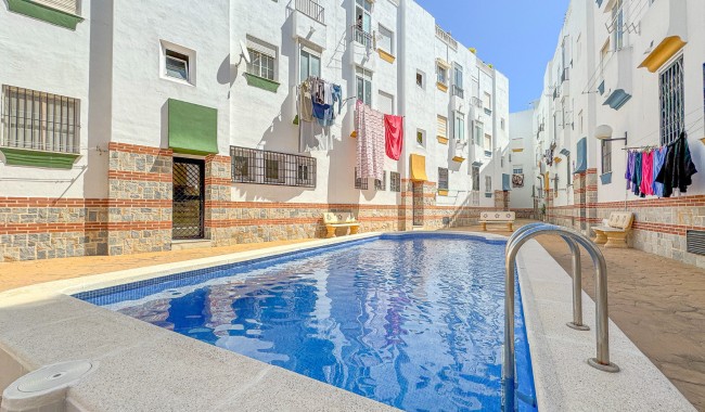 Resale - Apartment - Torrevieja - Centro