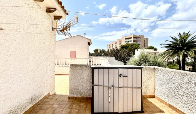 Sprzedaż - Willa - Orihuela costa - La Zenia