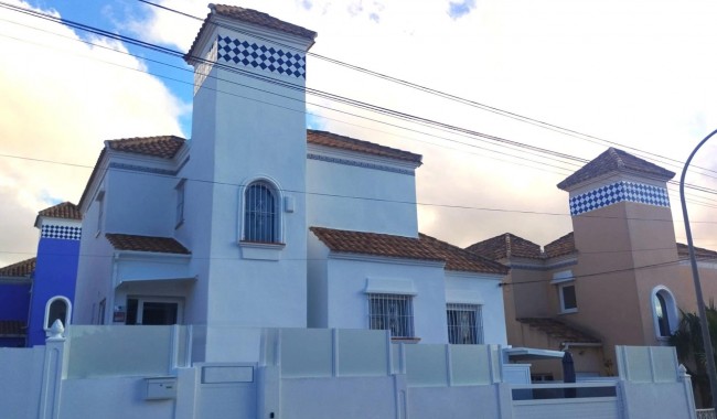 Sprzedaż - Willa - San Miguel de Salinas - Las filipinas