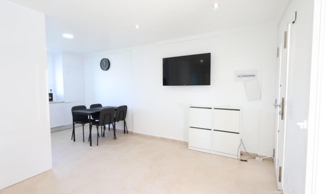 Resale - Bungalow - Orihuela Costa - La Zenia