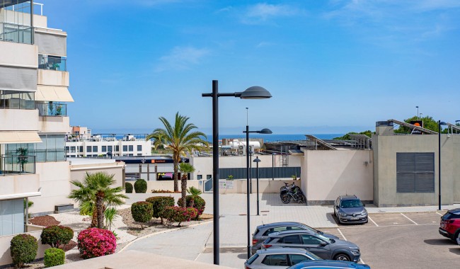 Resale - Apartment - Orihuela Costa - Los Dolses